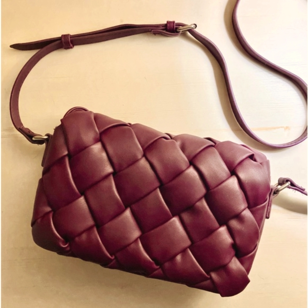 Collection 18 Crossbody Bag with Adjustable Shoulder Strap